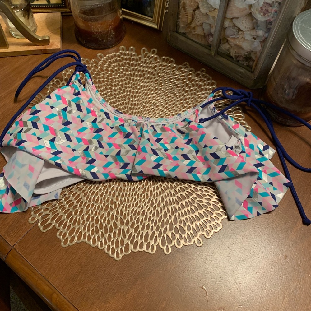 PINK VICTORIA’S SECRET flounce swim top - Picture 2 of 3